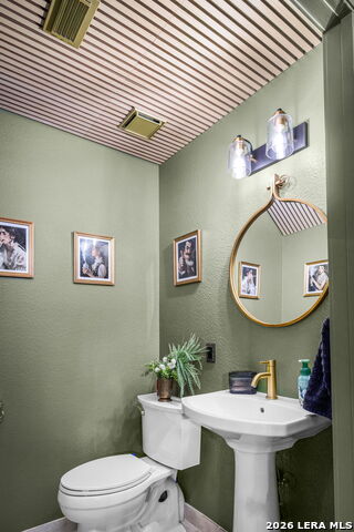 Image 9 of 59 For 231 Samantha Dr