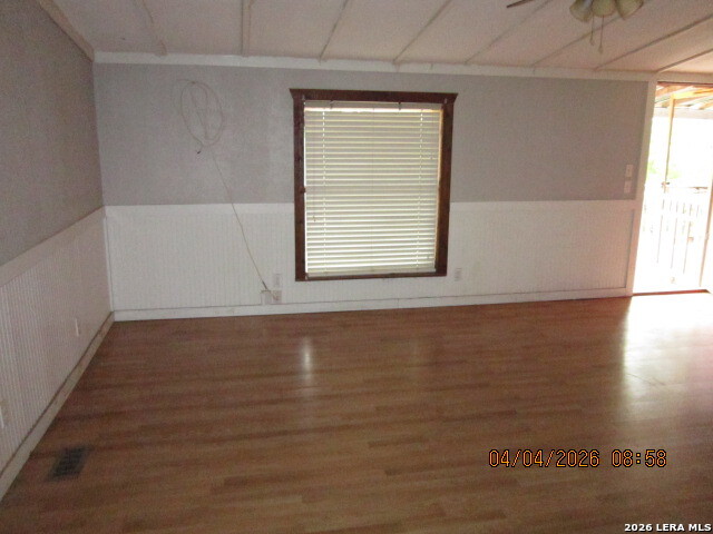 Image 17 of 35 For 959 Alamo Beach Rd