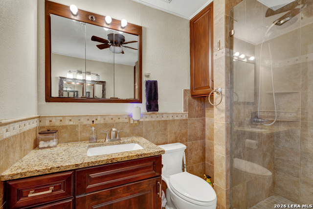 Listing photo id 17 for 1636 Marigold