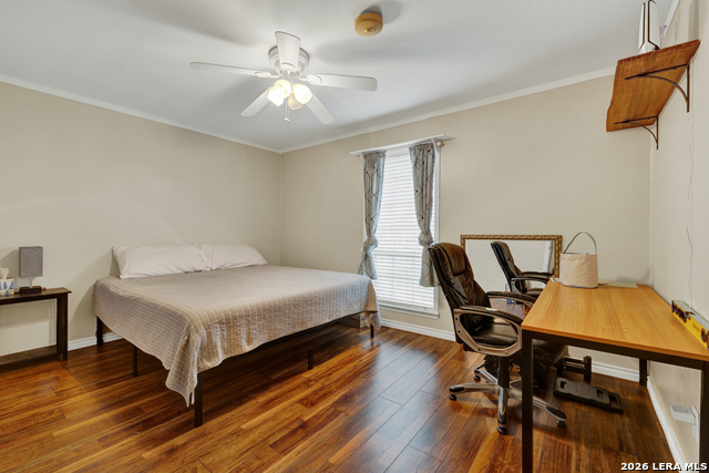 Listing photo id 19 for 1636 Marigold