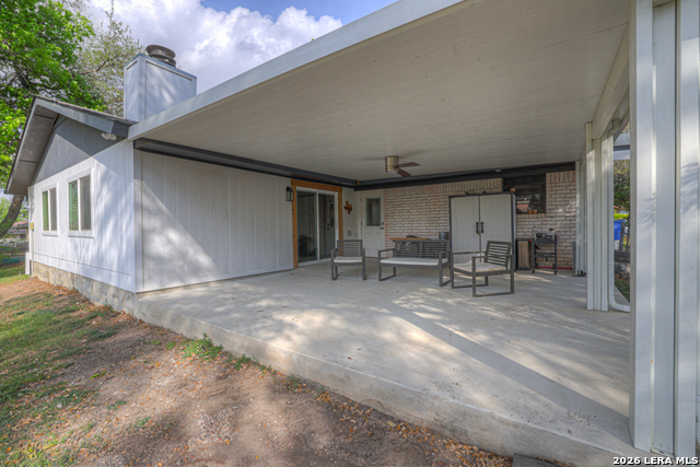 Listing photo id 24 for 1636 Marigold