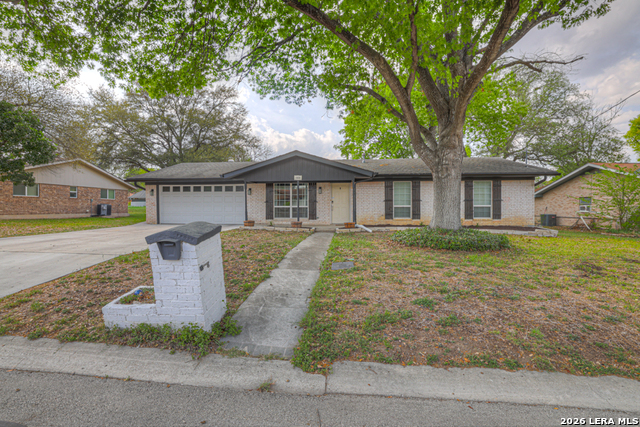 Listing photo id 1 for 1636 Marigold
