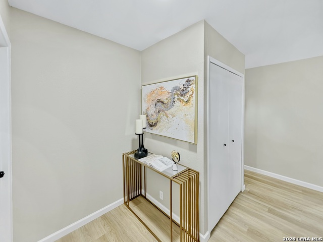 Image 11 of 29 For 8615 Norwich Dr