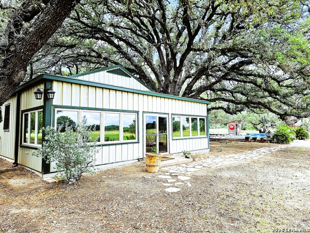 Listing photo id 2 for 799 County Road 6612