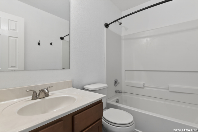 Image 18 of 25 For 332 Lonestar Gait