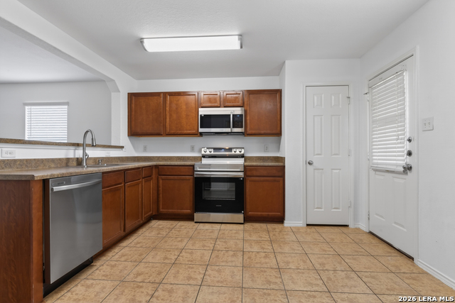 Image 7 of 25 For 332 Lonestar Gait