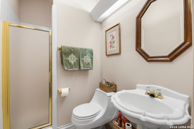 Image 21 of 44 For 8519 Alydar Cir