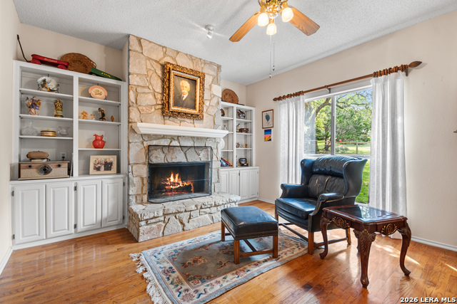 Image 5 of 44 For 8519 Alydar Cir