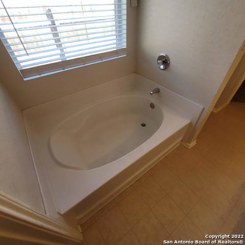 Image 14 of 20 For 6503 Ithaca Forest