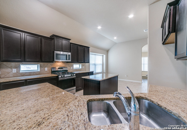 Image 2 of 10 For 5034 Italica