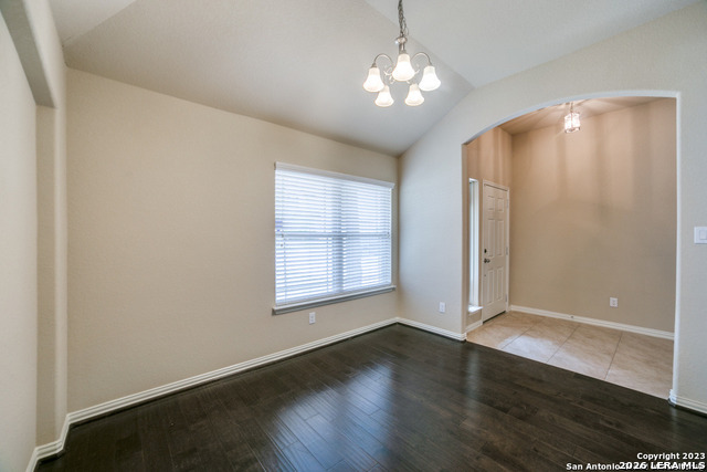 Image 4 of 10 For 5034 Italica