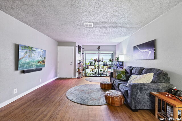 Image 5 of 27 For 5250 Gordon Cooper