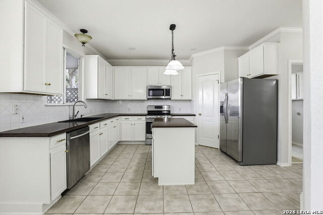 Listing photo id 12 for 4508 Brush Creek