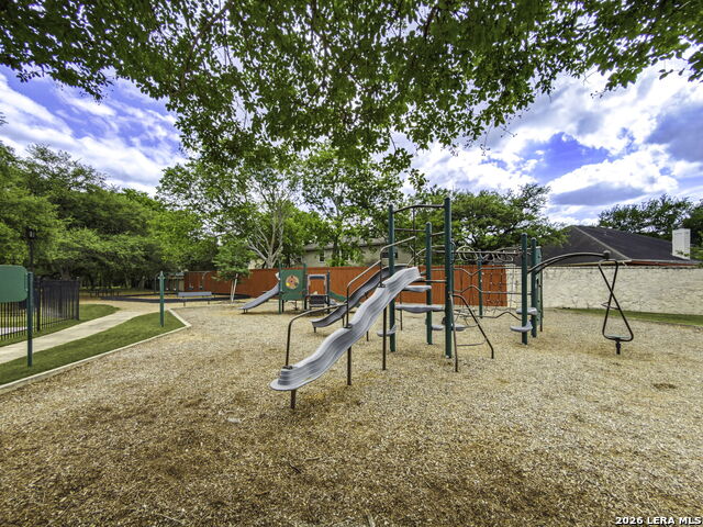 Listing photo id 42 for 4508 Brush Creek