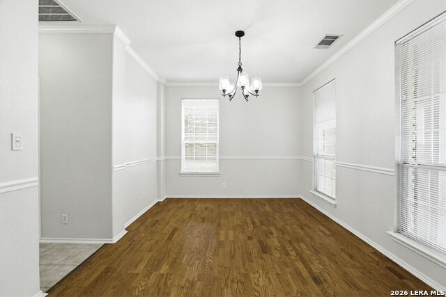 Listing photo id 5 for 4508 Brush Creek