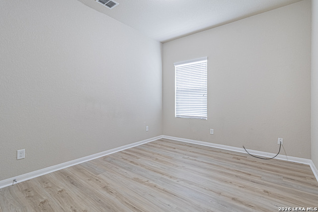 Image 21 of 36 For 12239 Hamlin