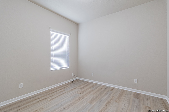 Image 26 of 36 For 12239 Hamlin