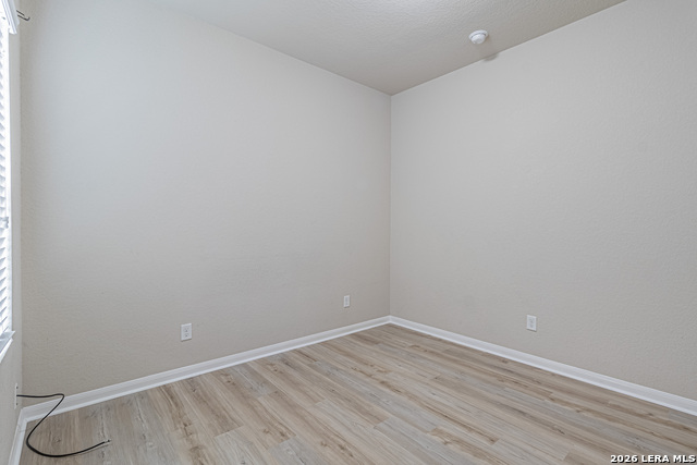 Image 27 of 36 For 12239 Hamlin