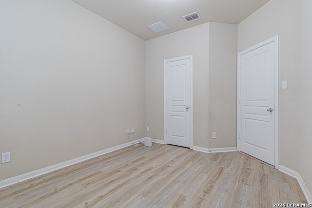 Image 33 of 36 For 12239 Hamlin