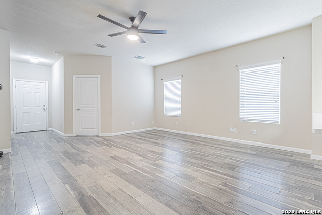 Image 5 of 36 For 12239 Hamlin