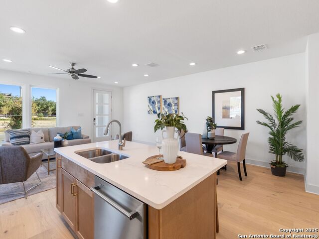 Image 10 of 43 For 554 Mcmonigal Place