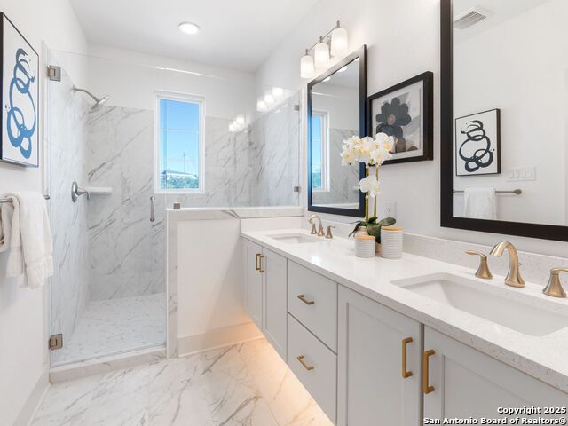 Image 21 of 43 For 554 Mcmonigal Place