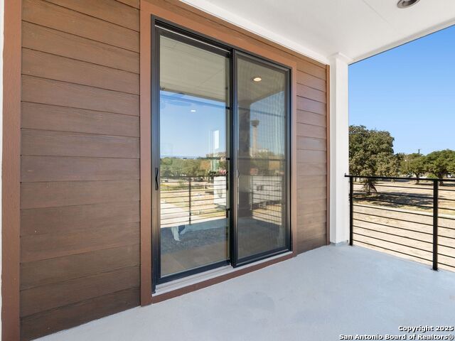 Image 22 of 43 For 554 Mcmonigal Place