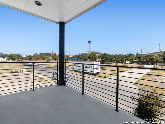 Image 23 of 43 For 554 Mcmonigal Place