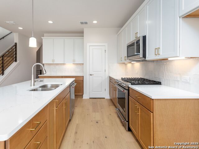 Image 14 of 46 For 558 Mcmonigal Place