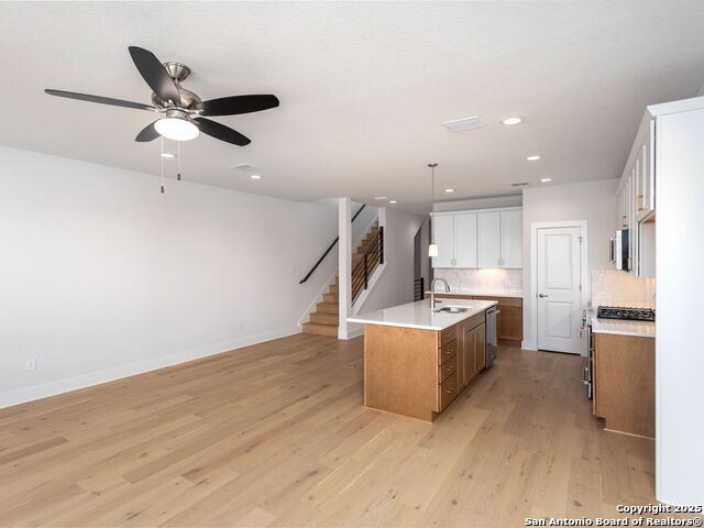 Image 19 of 46 For 558 Mcmonigal Place