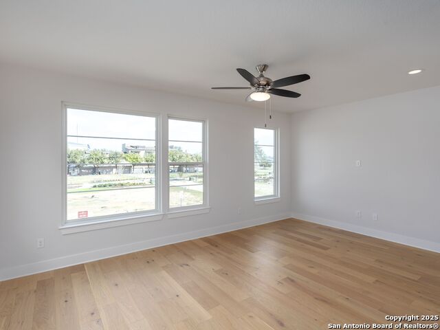 Image 20 of 46 For 558 Mcmonigal Place