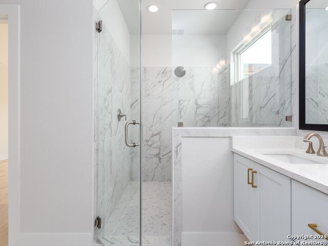 Image 27 of 46 For 558 Mcmonigal Place