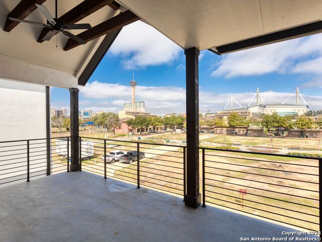 Image 31 of 46 For 558 Mcmonigal Place