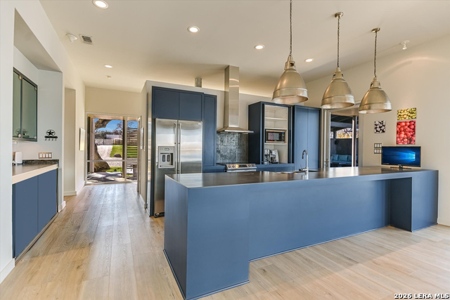 Image 12 of 52 For 317 Scenic  