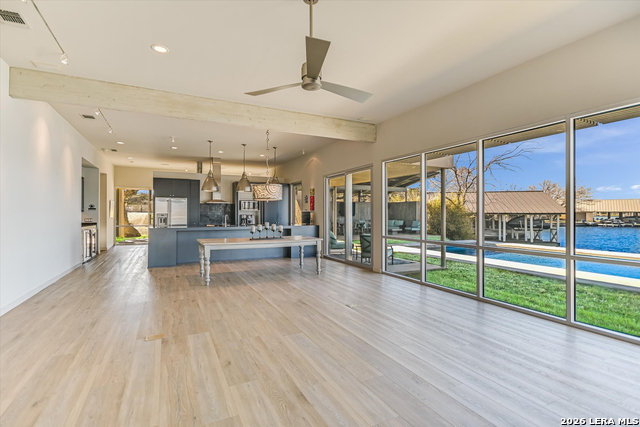 Image 21 of 52 For 317 Scenic  