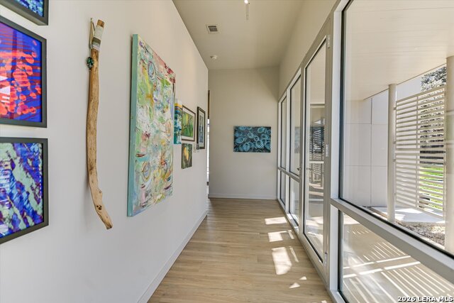 Image 9 of 52 For 317 Scenic  