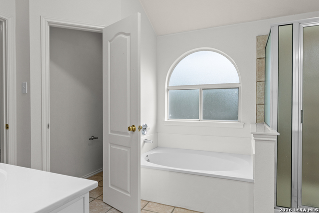 Image 18 of 33 For 17 Nikita  