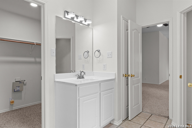 Image 19 of 33 For 17 Nikita  