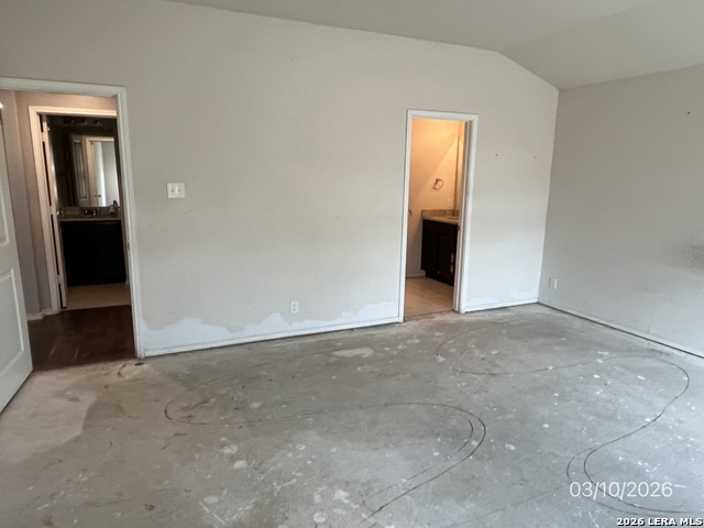 Image 13 of 16 For 8167 Falcon Meadow