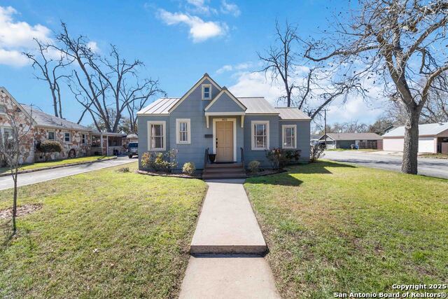 Details for 803 Bismark St, Seguin, TX 78155