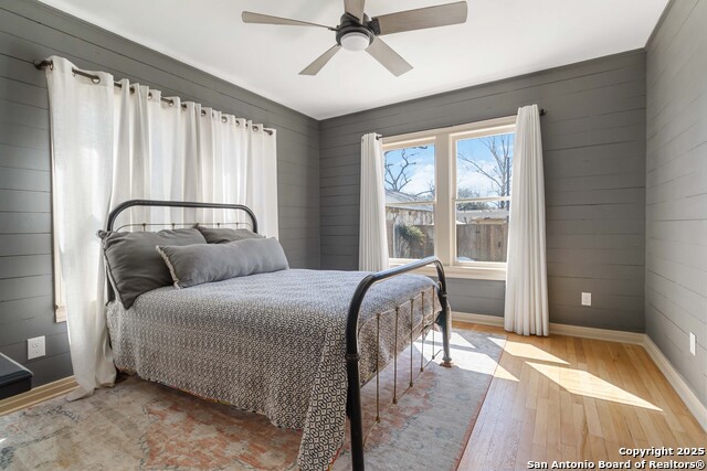 Image 15 of 27 For 803 Bismark St