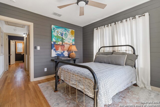 Image 16 of 27 For 803 Bismark St