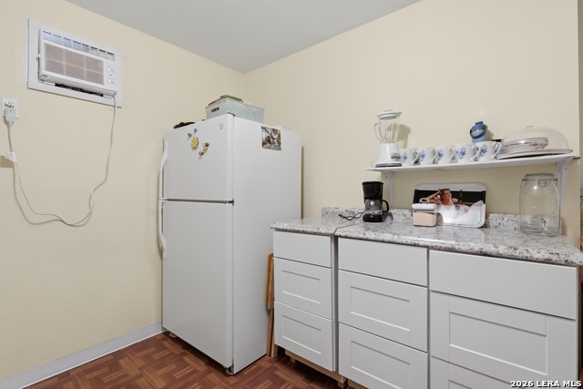 Listing photo id 12 for 396 County Road 1100