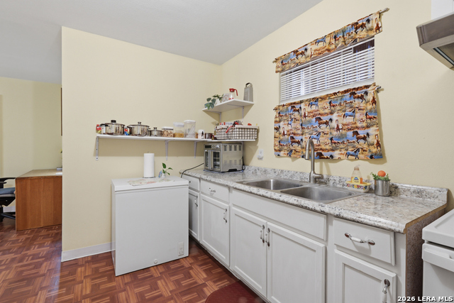 Listing photo id 13 for 396 County Road 1100