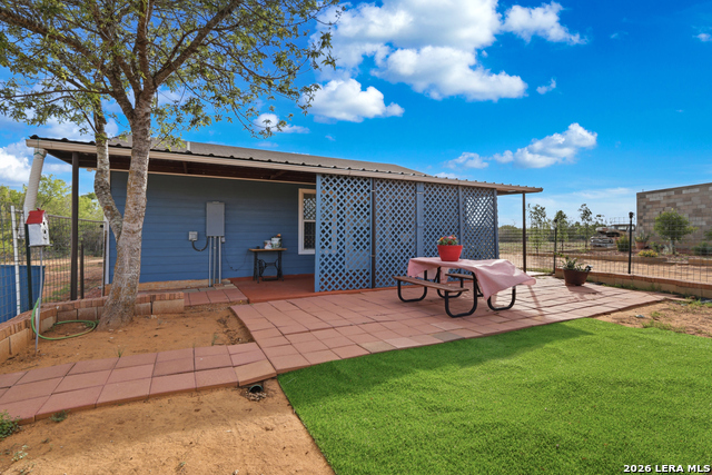 Listing photo id 5 for 396 County Road 1100