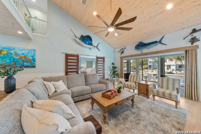 Image 10 of 71 For 2011 Crescent Dr