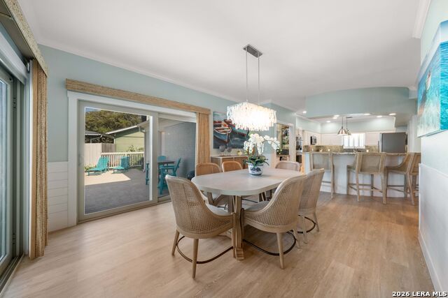 Image 18 of 71 For 2011 Crescent Dr