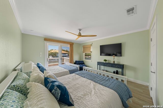 Image 29 of 71 For 2011 Crescent Dr