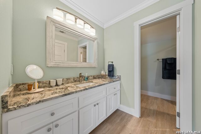 Image 30 of 71 For 2011 Crescent Dr