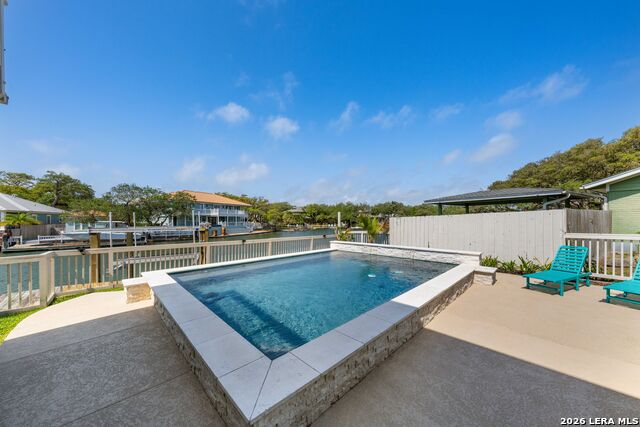 Image 41 of 71 For 2011 Crescent Dr